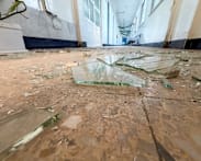 Yemen fighting overwhelms hospitals, cuts aid to 800,000 people, relief agencies say