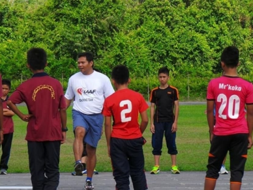 Watson Nyambek conducting a clinic for students of SMK Agama Igan in Mukah, Sarawak last year. He has been declared a bankrupt for failing to settle a bank loan. Photo: Watson Nyambek via Malay Mail Online