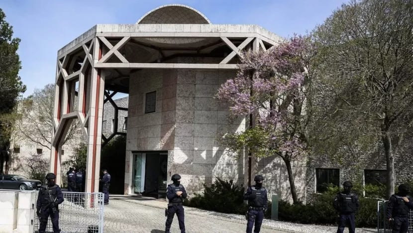 2 mati ditikam di Pusat Ismailiah di Lisbon