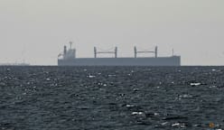 Perang Amerika, Israel dan Iran: Iran tolak dakwaan kapal perang Amerika lalui Selat Hormuz