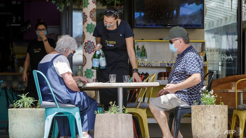 New Zealand removes most remaining COVID-19 rules as cases wane