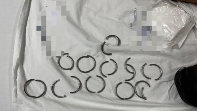 泰国男子生殖器套11个铁环 昏迷入院就医