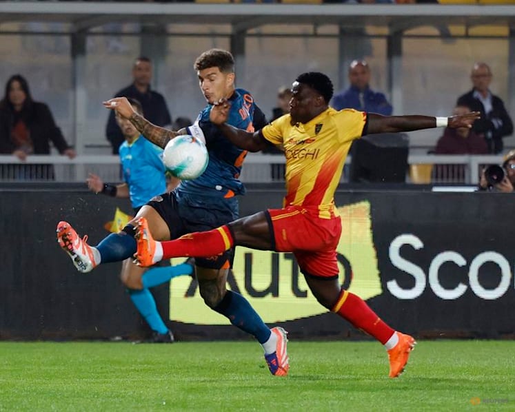 Resilient Napoli edge Lecce to go three points clear