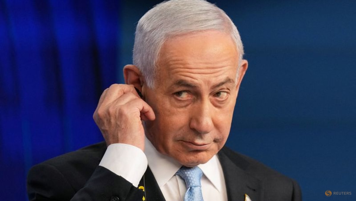 Netanyahu says he will not quit politics if he receives a pardon