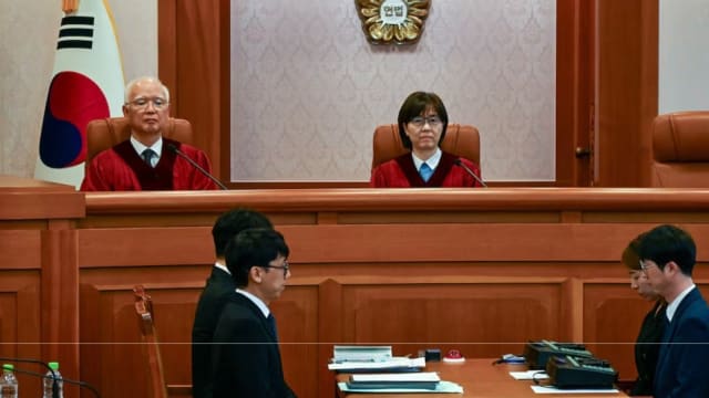 韩国宪法法院开始审理尹锡悦弹劾案