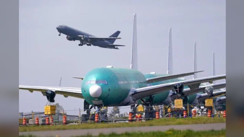 US to give aircraft companies US$482 million to avoid job, pay cuts during COVID-19 pandemic US to give aircraft companies US$482 million to avoid job, pay cuts during COVID-19 pandemic