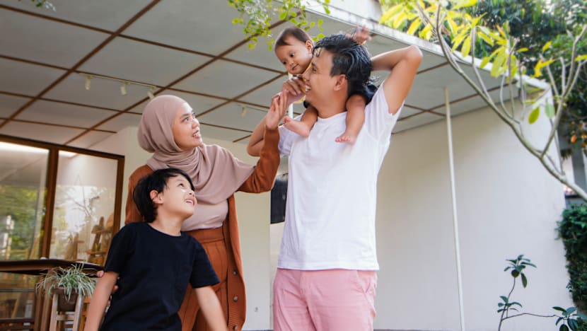 Harvard ungkap rahasia orang Indonesia paling bahagia, meski bukan negara kaya