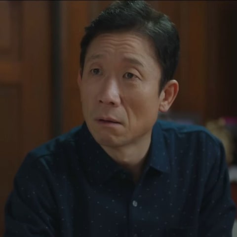 55岁的“最强绿叶”郑石勇终于找到了真爱！与音乐才女甜蜜同居生活曝光，爱情终于开花