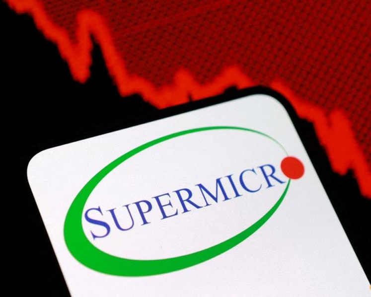 Super Micro misses quarterly estimates on delivery delays