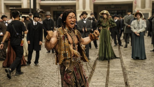 新片上映：唐探1900