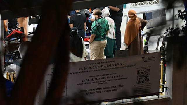 实龙岗一回教堂发现可疑包裹 警方民防出动疏散人群