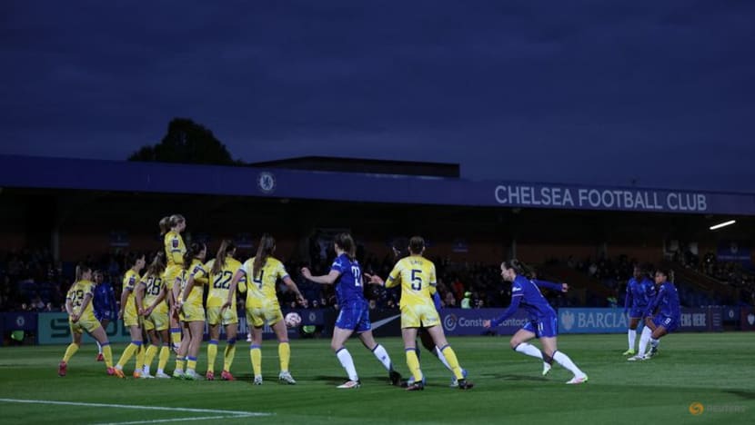 Chelsea close in on WSL title after 4-0 win over Crystal Palace
