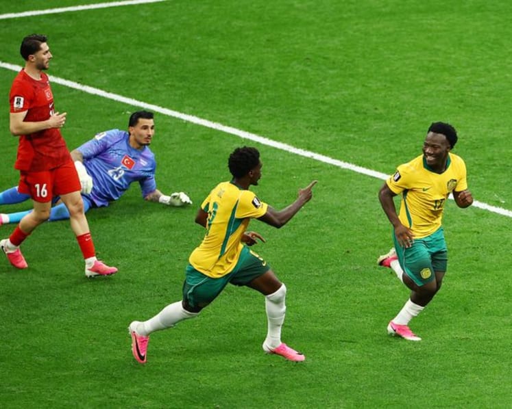 Australia stun Turkey with defensive masterclass at World Cup