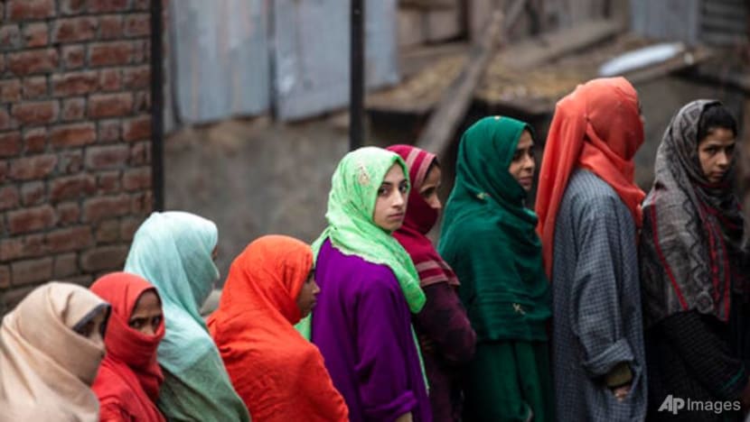 Kashmir people vote in local polls amid cold and security 