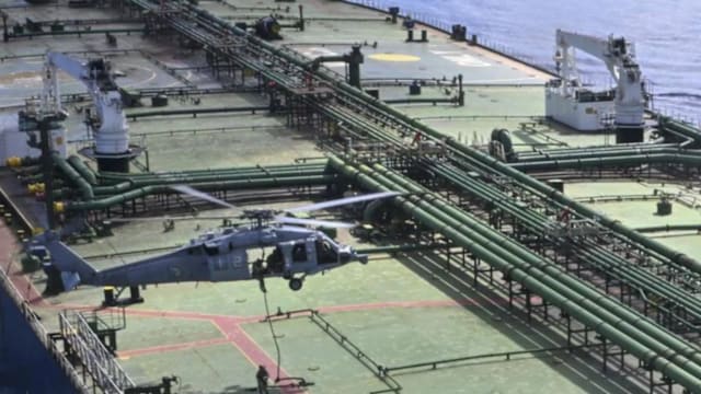 美国战争部：美军在印度洋登上一艘运输伊朗石油船只