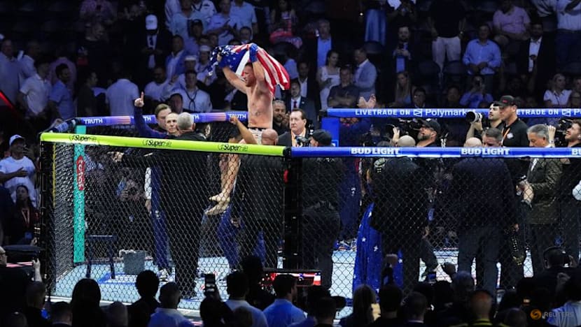 Gaethje shocks Topuria to win UFC lightweight crown at White House event