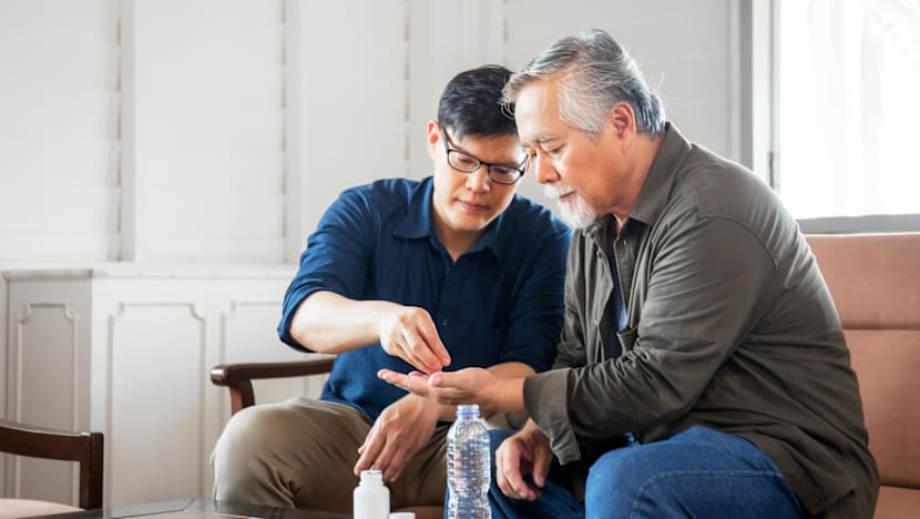 Managing 5 or more medications for an elderly family member? Here's what caregivers should know