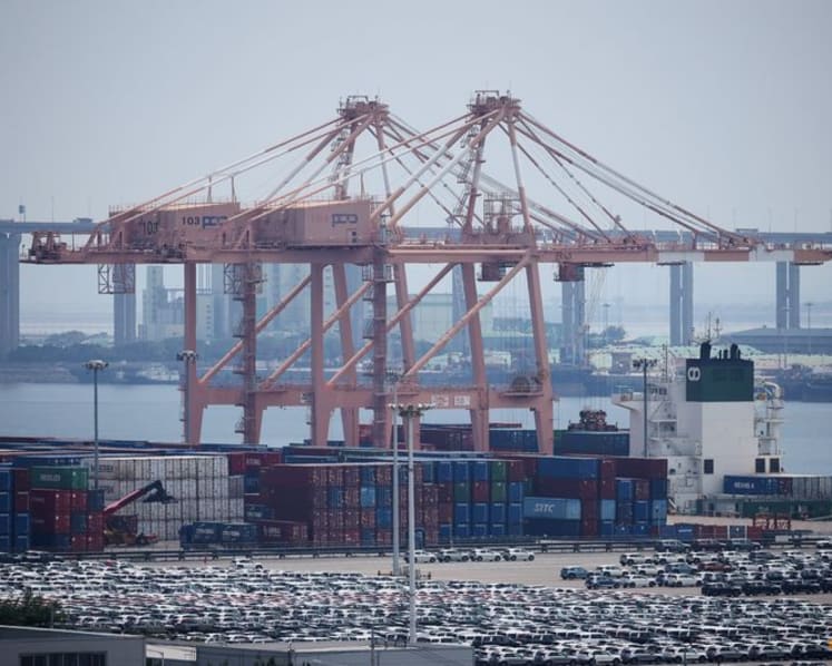 South Korea exports set to rise for 12th month on chip boom: Reuters poll