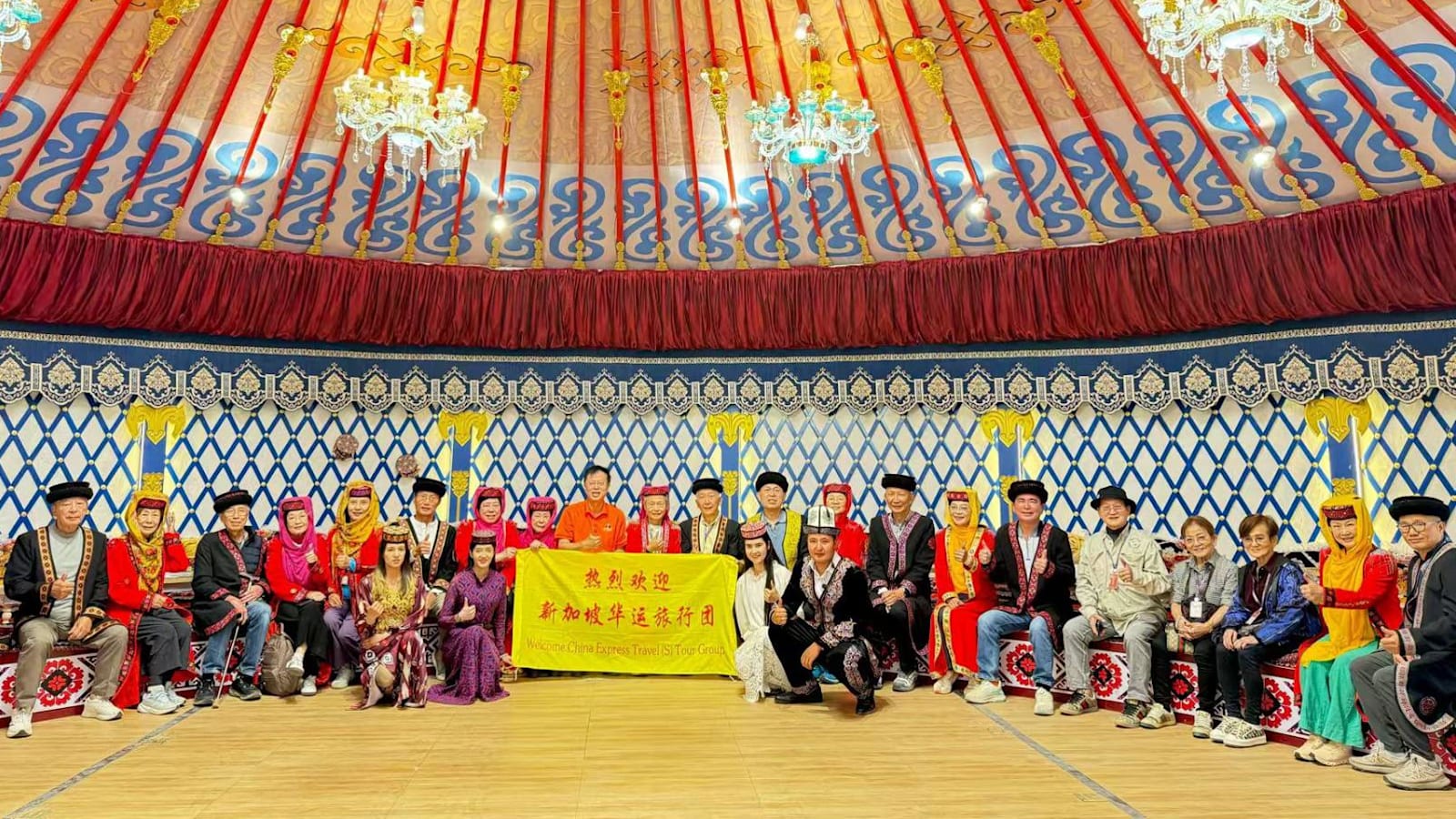 Wisatawan Asing & Agen Tur Santai Sambut Kebijakan Baru China