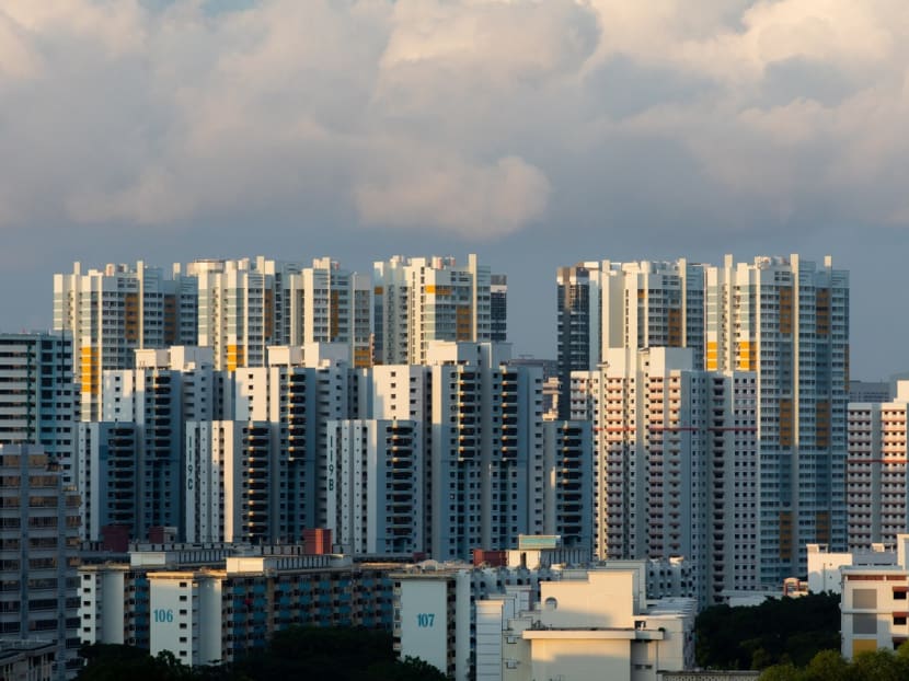 Under the Town Councils Act, town councils have up to 90 days from their formation to take over the management of areas to be transferred. Under the Town Councils Act, town councils have up to 90 days from their formation to take over the management of areas to be transferred.