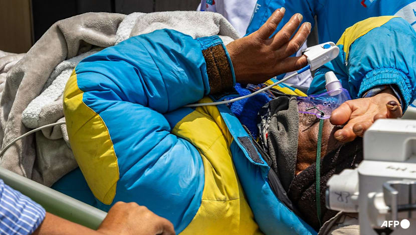 Nepali climber alive after six days missing on Everest