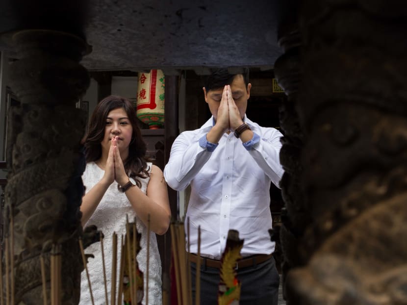 A match made by god at Yueh Hai Ching Temple