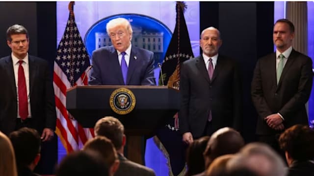 关税“大锤”被收回 分析：特朗普施政空间受限