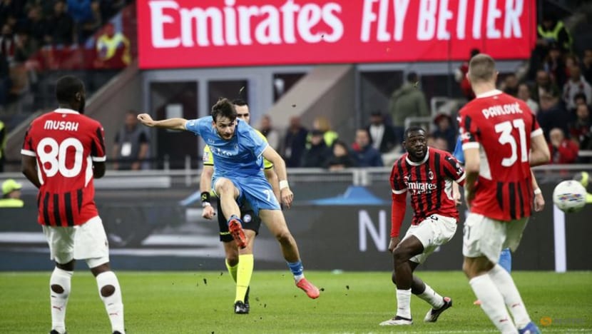 Napoli extend lead at the top with 2-0 win at Milan Napoli extend lead at the top with 2-0 win at Milan