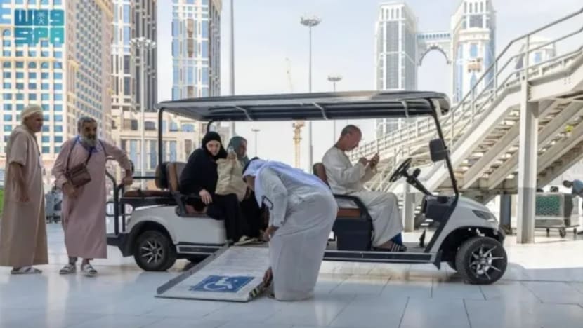 Lebih banyak khidmat disediakan bagi jemaah warga emas di Masjidil Haram Lebih banyak khidmat disediakan bagi jemaah warga emas di Masjidil Haram