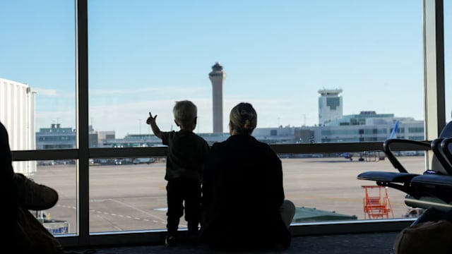 美航空公司警告政府停摆 恐导致航班延误