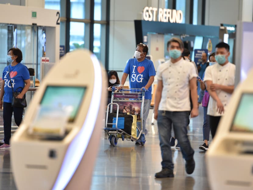 Singapore's air passenger traffic at 31% of pre-pandemic numbers 