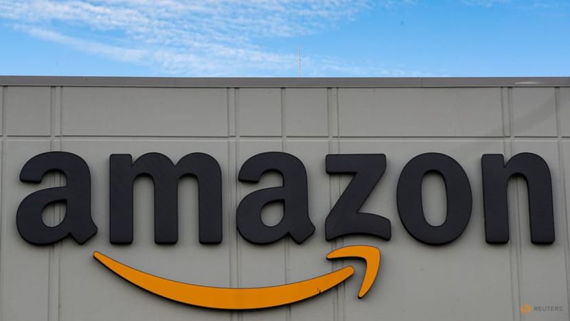 Amazon mandates five days a week in office starting next year Amazon mandates five days a week in office starting next year