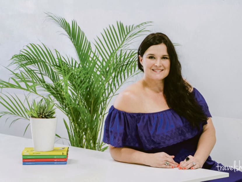 You’re not the only one bored with round diamond rings