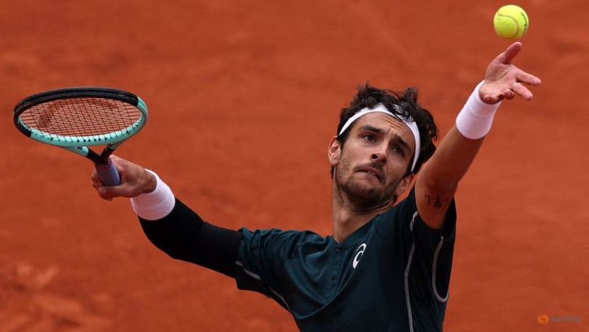 Musetti makes light work of lucky loser to reach third round in Paris