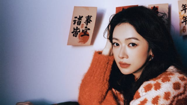 吴谨言产后首露面，同框老公灿笑！复工时间点、作品也曝光