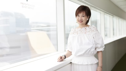 We Asked Hong Huifang If She Would Feel Awkward Bumping Into Pan Lingling — Here’s What She Said