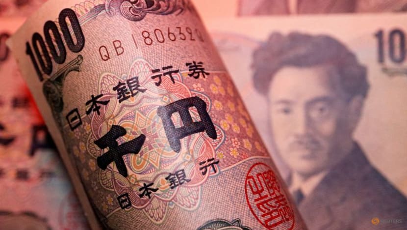 Yen weakness persists despite Tokyo's $62 billion intervention Yen weakness persists despite Tokyo's $62 billion intervention