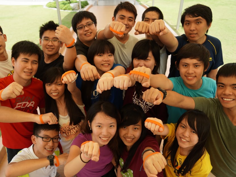 Students spread their love for the less fortunate