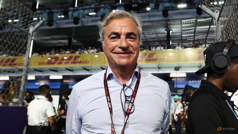 Sainz Sr. considering standing for FIA president
