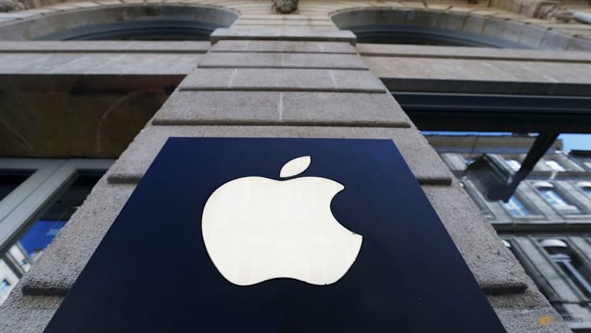 Apple and Amazon took too long to remove anti-competitive clauses, Spanish watchdog says