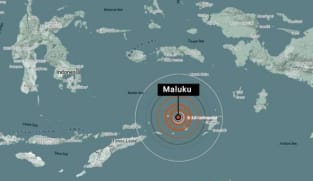 Gempa 5.8 Richter gegar Maluku di Indonesia