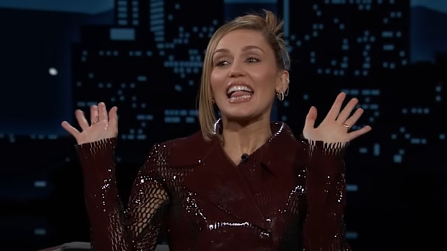 报纸、卡片、纸箱都碰不得，Miley Cyrus惊曝患有纸质恐惧症