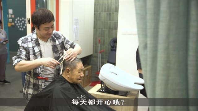 狮城有约 | 不一样的义工：志愿美发师 为绝症患者打造美丽