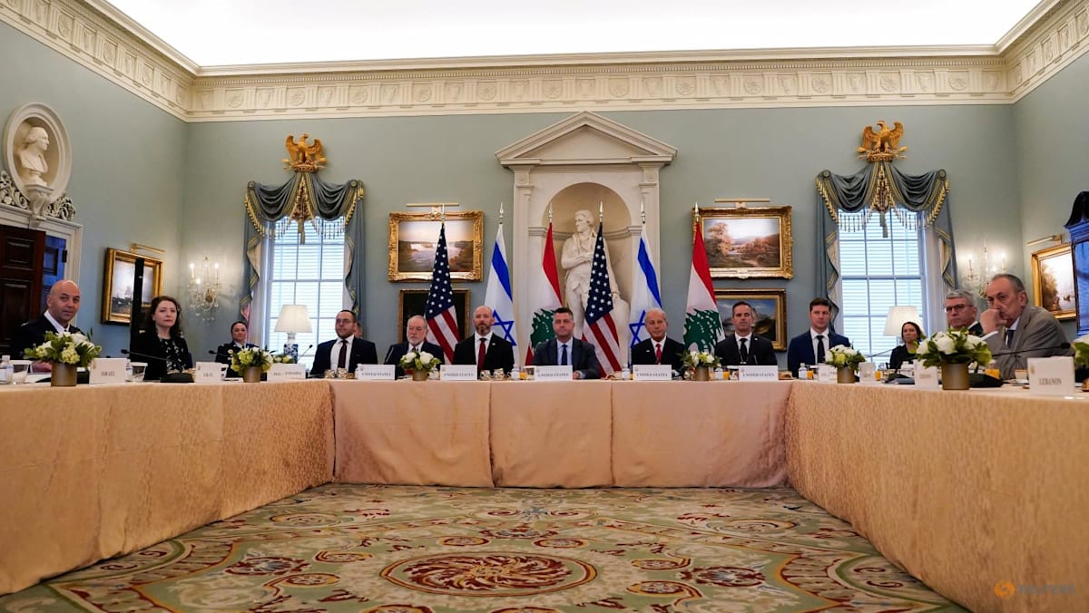 Israel and Lebanon agree to implementation of ceasefire
