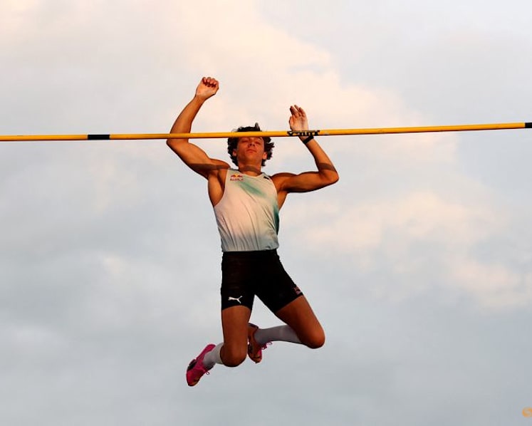 Duplantis soars to victory in Lausanne, falls short of world mark