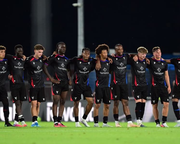 Premier League clubs trade gambling sponsors for fintech, sovereign investment - report