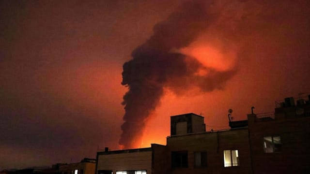 以袭击石油设施  伊朗称空气受污染吁居民防范有毒酸雨