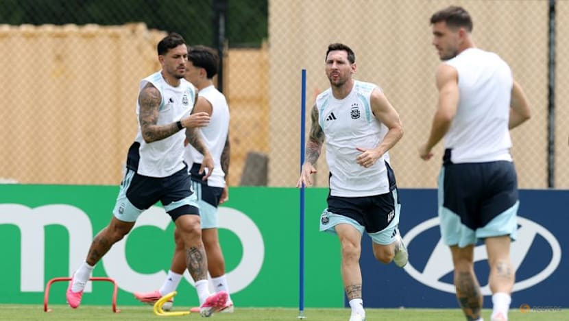 Alvarez starts as Argentina make three changes for Egypt clash
