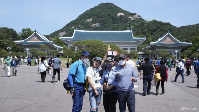 South Korea's Blue House opens to public for first time in 74 years