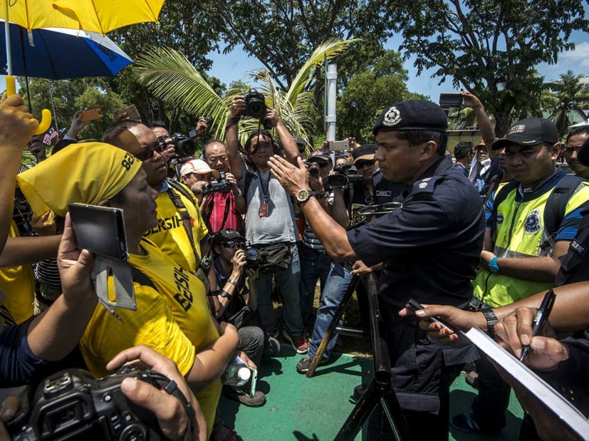 Bersih 4 rallies in Kota Kinabalu, Kuching ended prematurely